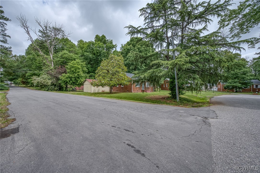 27 Medlock Road Sandston, VA 23150 - Photo 3 of 28 Gallery Image 3