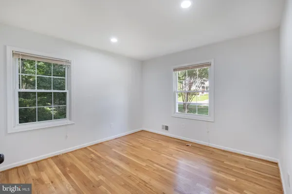 $889,900 | 6410 Wyngate Drive, Springfield, VA 22152