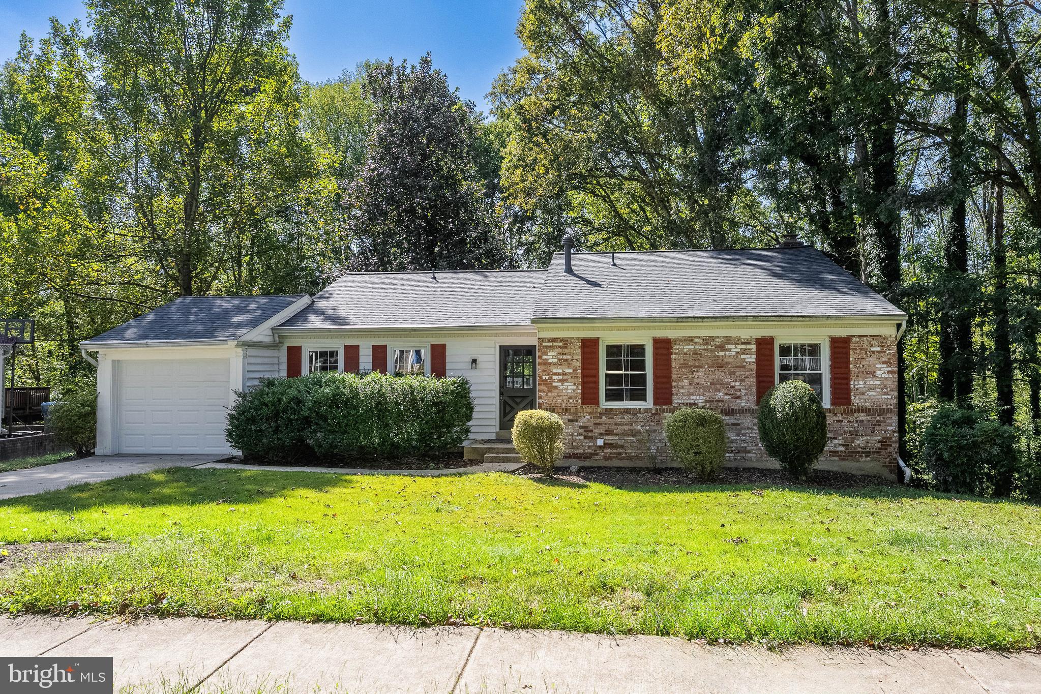 6410 Wyngate Drive Springfield, VA 22152 - Photo 2 of 53