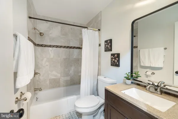 $889,900 | 6410 Wyngate Drive, Springfield, VA 22152