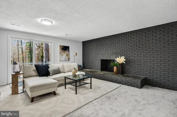 $889,900 | 6410 Wyngate Drive, Springfield, VA 22152