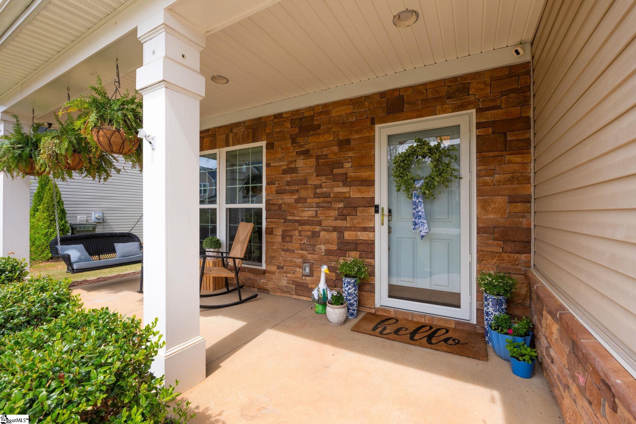 200 Chestatee Court Simpsonville, SC 29680 - Photo 2 of 48