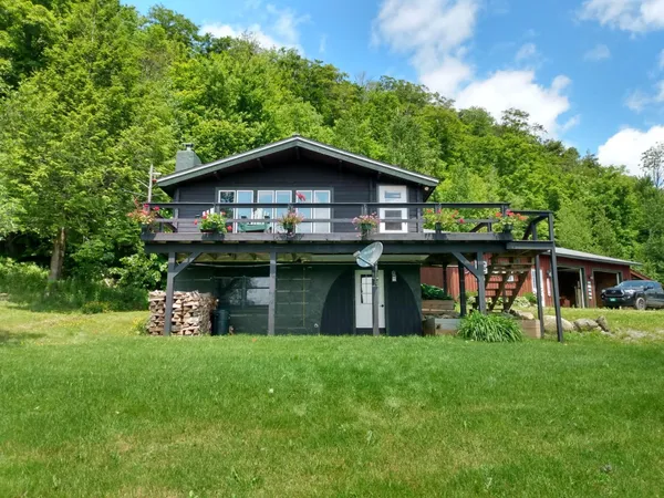 $425,000 | 311 Wightman Hill Road, Richford, VT 05476