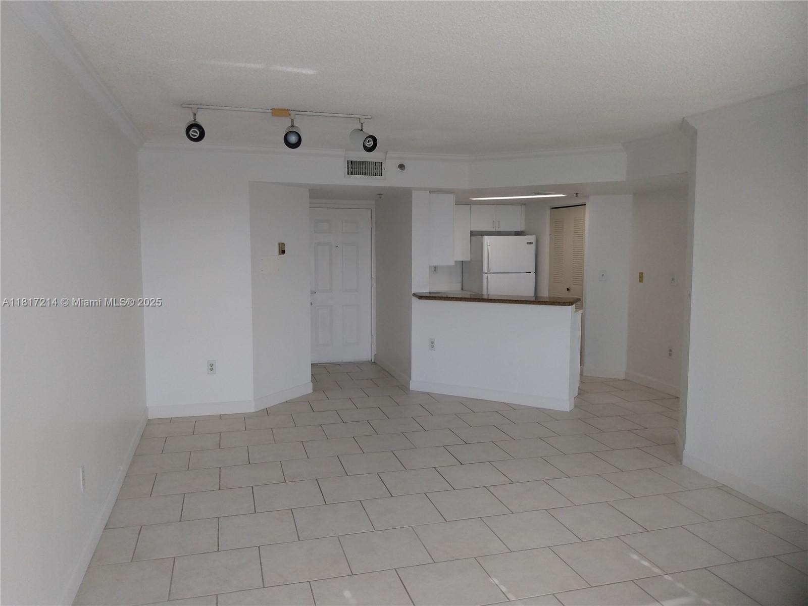 Golden Pines Miami, FL 33145 - Photo 3 of 13