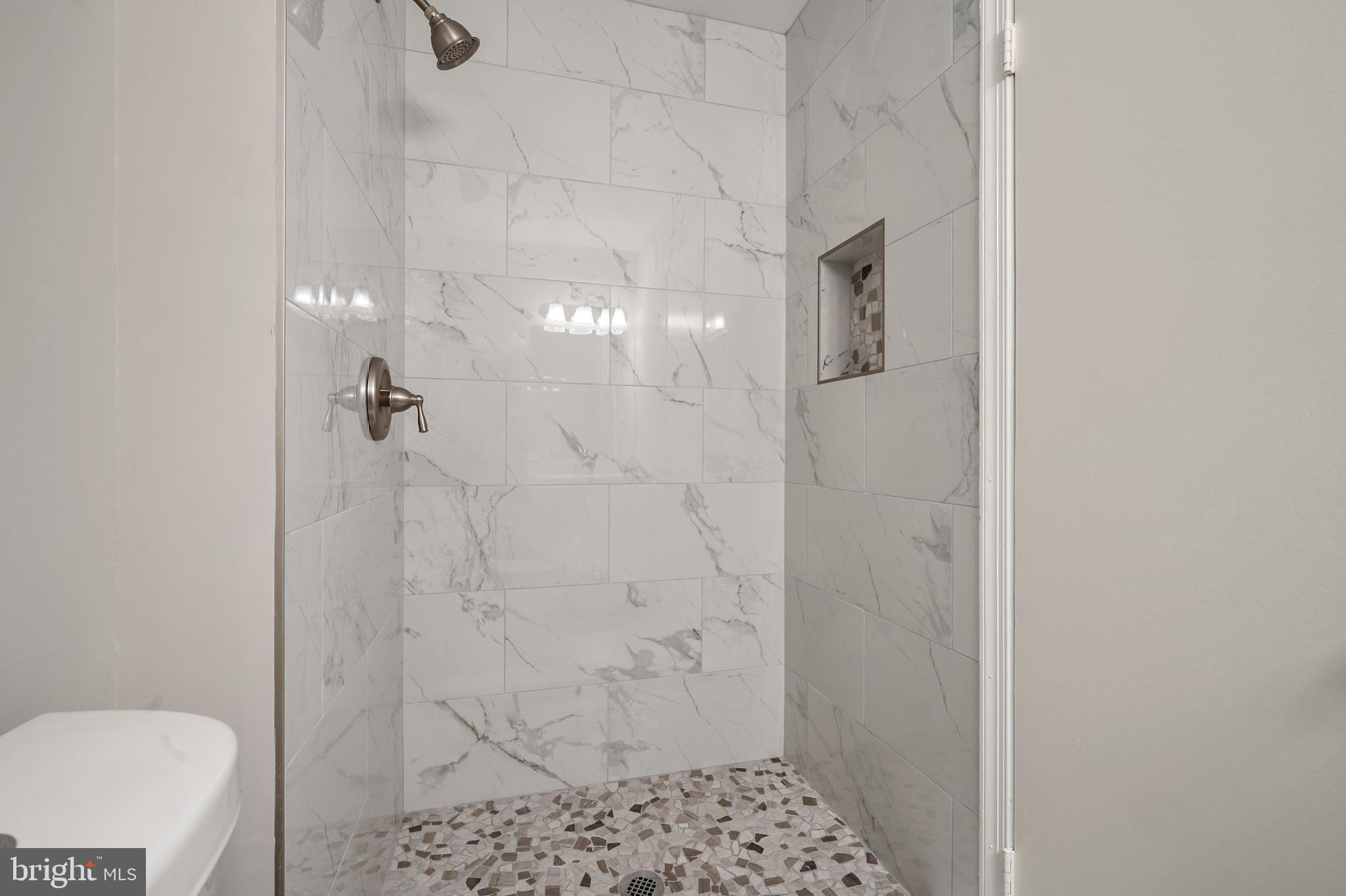 4333 Cub Run Road Chantilly, VA 20151 - Photo 32 of 44 PRIMARY BATH 2