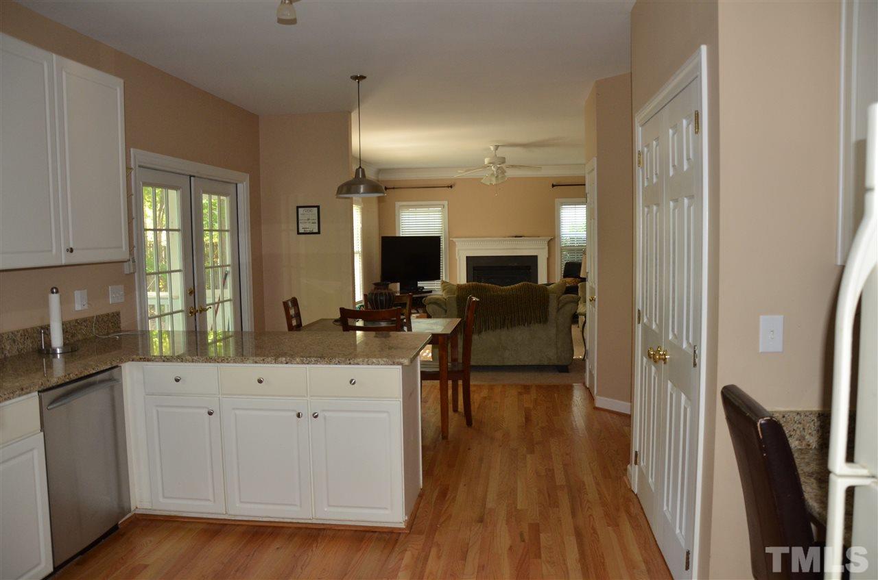 8605 Bluff Pointe Court Raleigh, NC 27615 - Photo 8 of 25 Gallery Image 8
