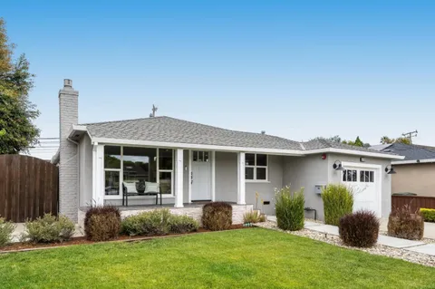 $1,898,000 | 409 Poinsettia Avenue, San Mateo, CA 94403