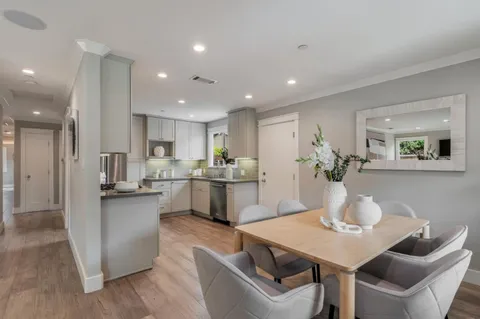 $1,898,000 | 409 Poinsettia Avenue, San Mateo, CA 94403