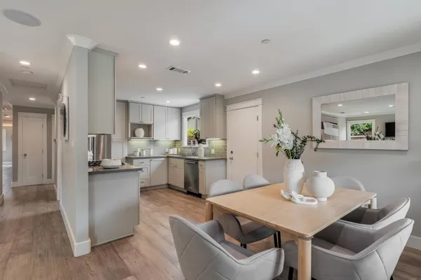 $1,898,000 | 409 Poinsettia Avenue, San Mateo, CA 94403