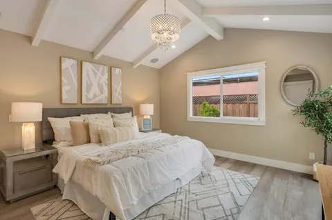 $1,898,000 | 409 Poinsettia Avenue, San Mateo, CA 94403