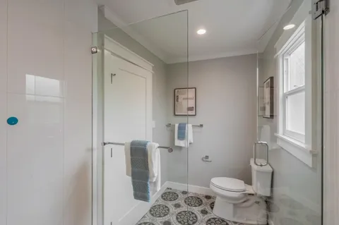 $1,898,000 | 409 Poinsettia Avenue, San Mateo, CA 94403