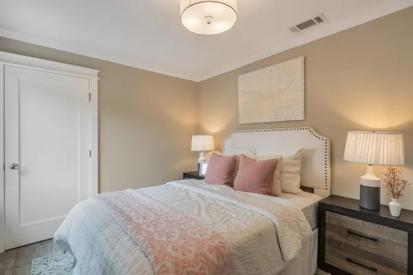 $1,898,000 | 409 Poinsettia Avenue, San Mateo, CA 94403