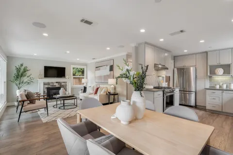 $1,898,000 | 409 Poinsettia Avenue, San Mateo, CA 94403