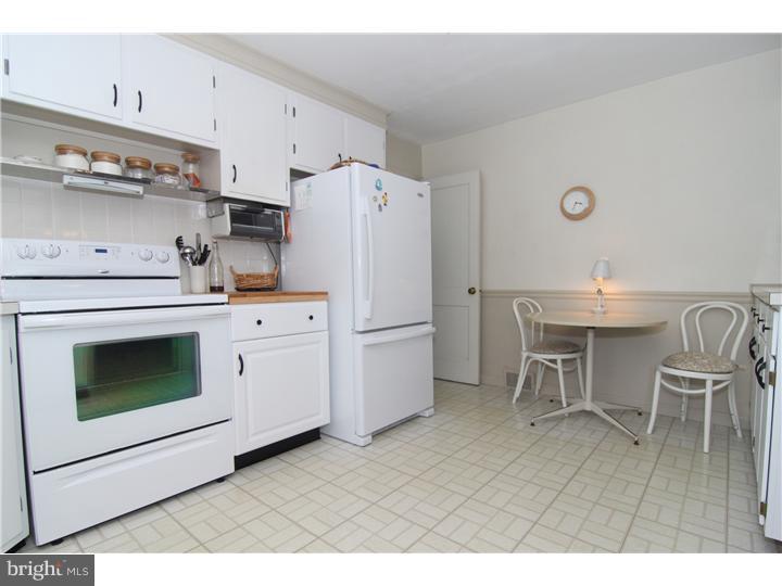 104 Kershaw Road Wallingford, PA 19086 - Photo 11 of 25 Kitchen