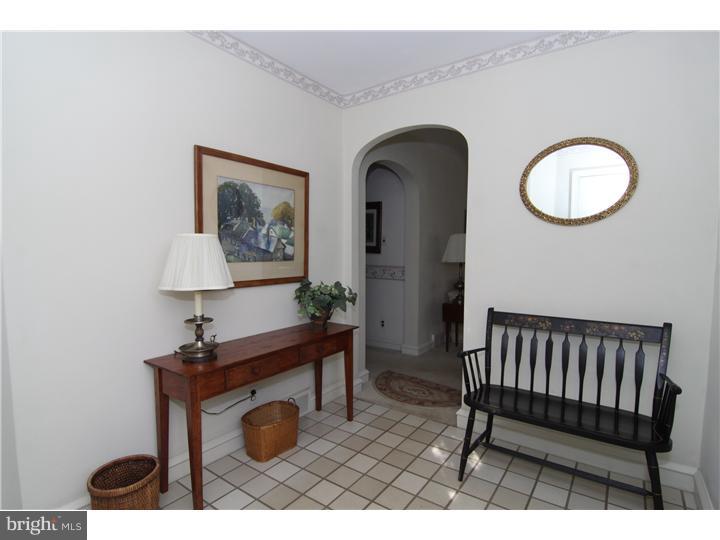 104 Kershaw Road Wallingford, PA 19086 - Photo 3 of 25 Foyer