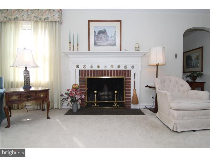 104 Kershaw Road Wallingford, PA 19086 - Photo 5 of 25 Fireplace