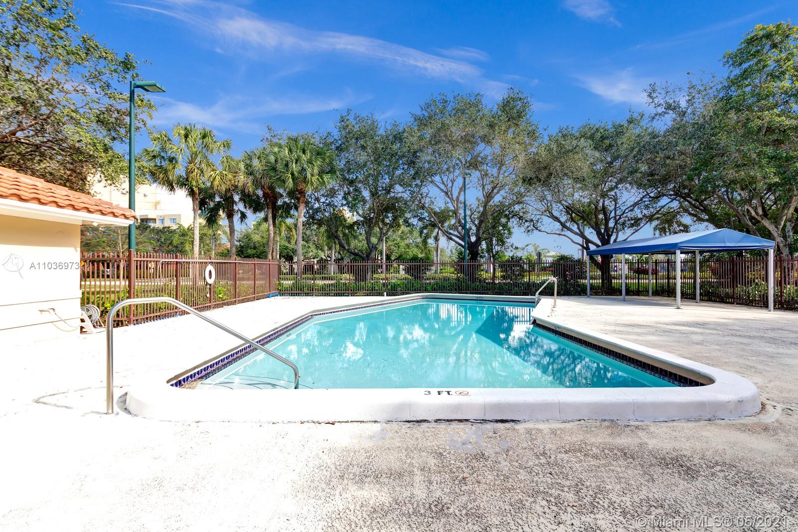 513 Racquet Club Road Weston, FL 33326 - Photo 25 of 37