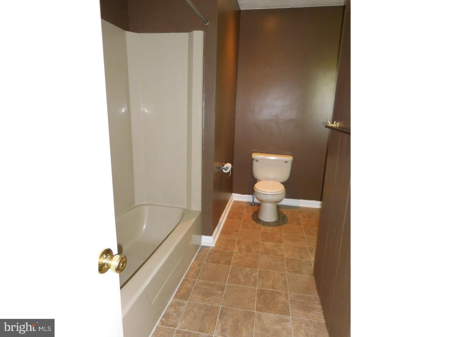 770 Folly Road Warrington, PA 18976 - Photo 11 of 14 Bathroom