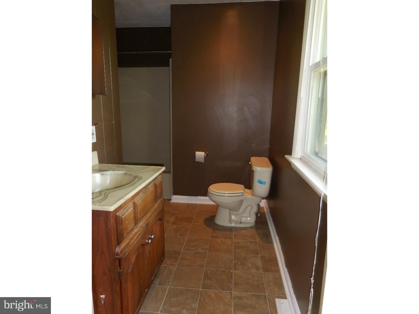 770 Folly Road Warrington, PA 18976 - Photo 12 of 14 Bathroom