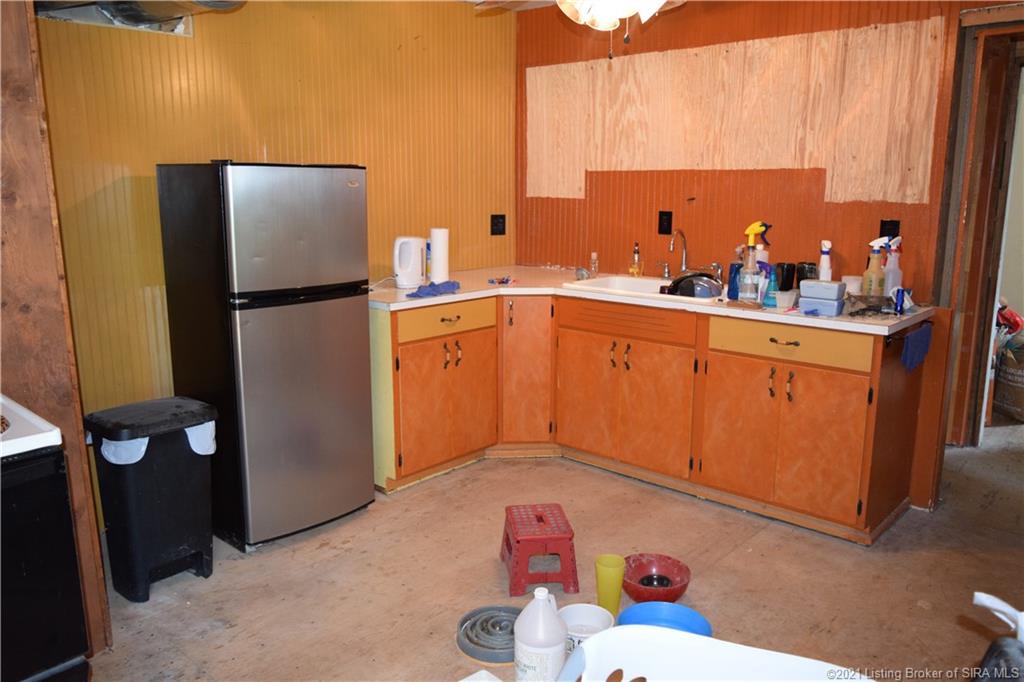 3140 Grange Hall Road Northeast Corydon, IN 47112 - Photo 12 of 27 Gallery Image 12