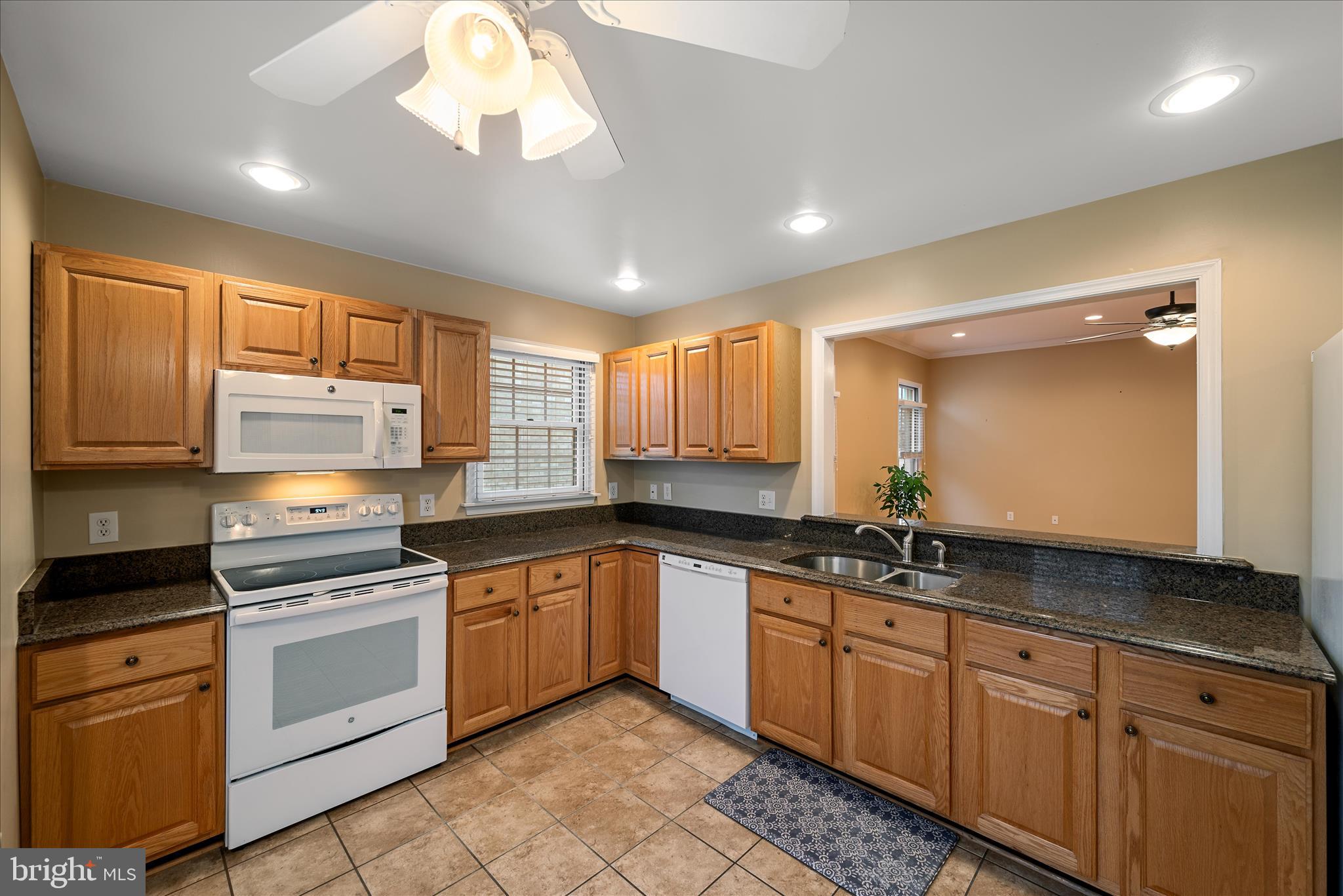 126 Fairground Road Woodstock, VA 22664 - Photo 17 of 44 Kitchen