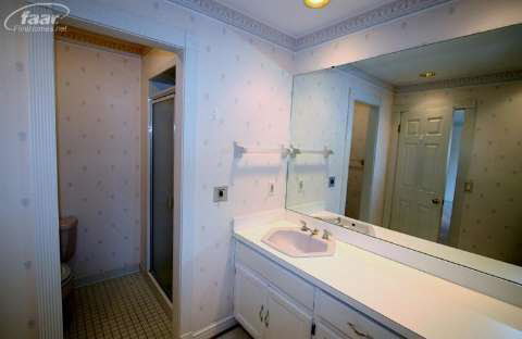 1239 Heatherwoode Road Flint, MI 48532 - Photo 28 of 59 20398158-27.JPG