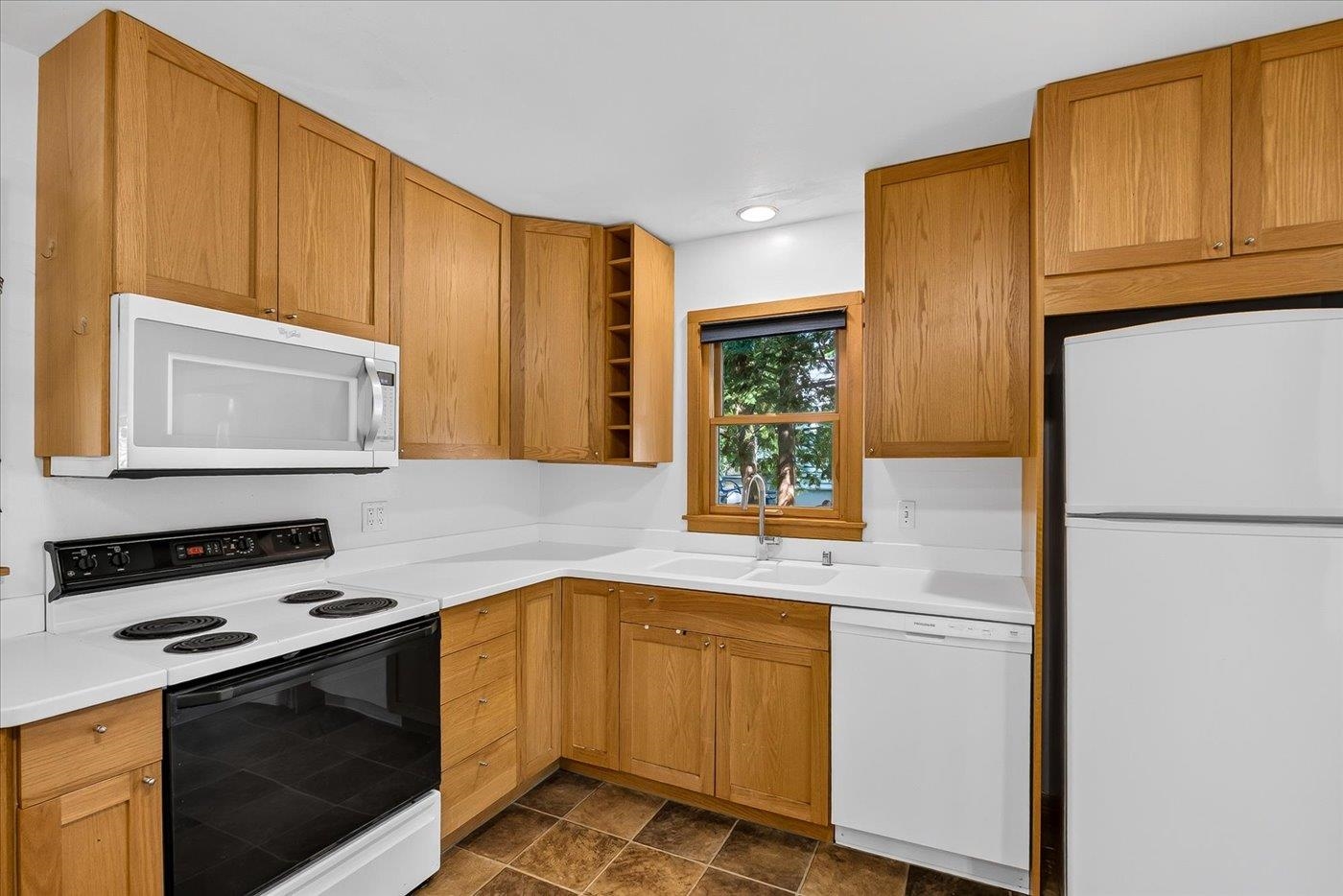 5405 Brody Drive Madison, WI 53705 - Photo 11 of 41