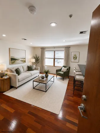 $2,850 | 209 40th Street, Unit 3C, Union City, NJ 07087
