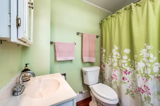 $1,520,000 | 366 Old Concord Turnpike, Barrington, NH 03825