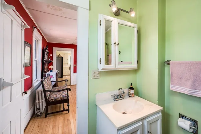 $1,520,000 | 366 Old Concord Turnpike, Barrington, NH 03825