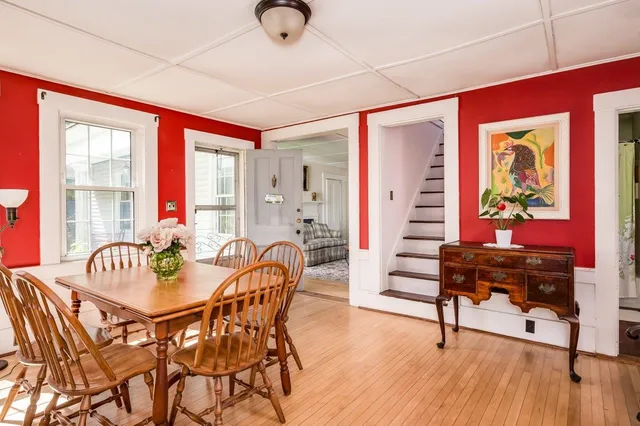 $1,520,000 | 366 Old Concord Turnpike, Barrington, NH 03825