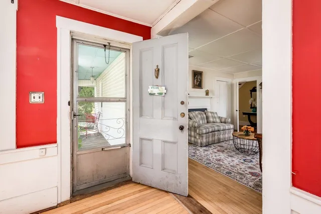 $1,520,000 | 366 Old Concord Turnpike, Barrington, NH 03825