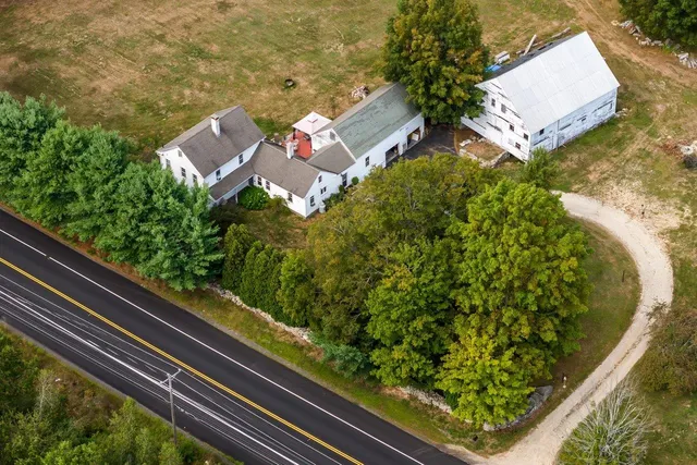 $1,520,000 | 366 Old Concord Turnpike, Barrington, NH 03825