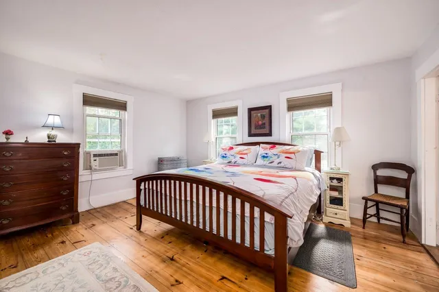 $1,520,000 | 366 Old Concord Turnpike, Barrington, NH 03825