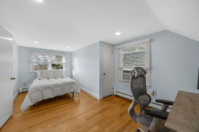 $1,250,000 | 144 Barn Hill Road, Chatham, MA 02633