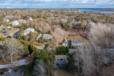 $1,250,000 | 144 Barn Hill Road, Chatham, MA 02633