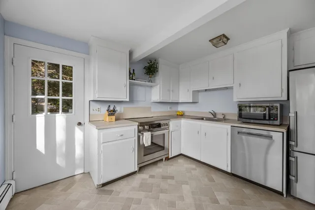 $1,250,000 | 144 Barn Hill Road, Chatham, MA 02633