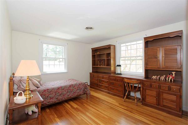 7 Old Wood Road Framingham, MA 01701 - Photo 14 of 24 Gallery Image 14