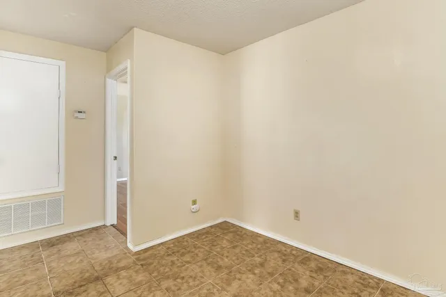 $379,000 | 521 Quail Nest Lane, Pensacola, FL 32514