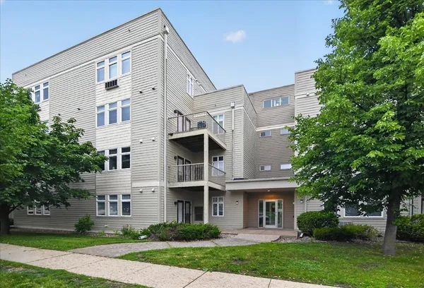 $280,000 | 8206 Starr Grass Drive, Unit 204, Madison, WI 53719