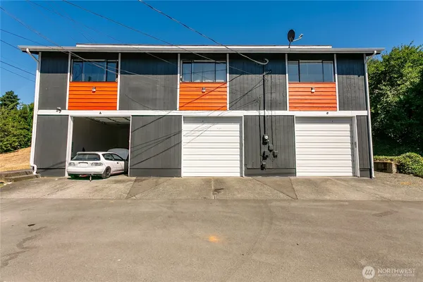 $574,950 | 3510 South 40th Street, Unit 13, Tacoma, WA 98409