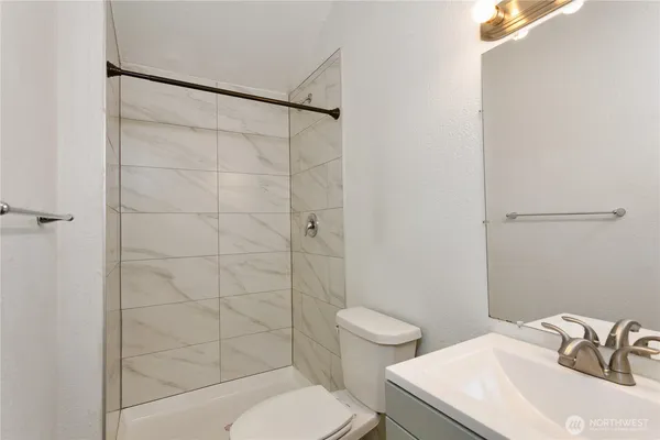 $574,950 | 3510 South 40th Street, Unit 13, Tacoma, WA 98409