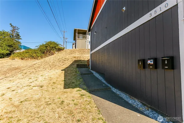 $574,950 | 3510 South 40th Street, Unit 13, Tacoma, WA 98409