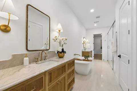 $2,395,000 | 7107 Coronado Avenue, Dallas, TX 75214