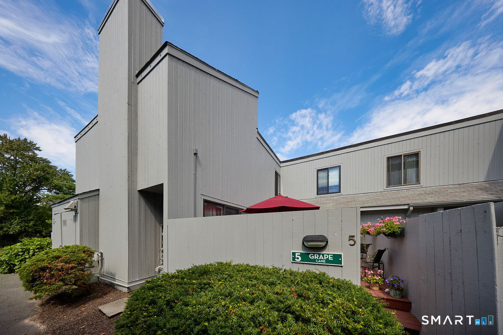 5 Grape Lane, Unit 5 Ridgefield, CT 06877 - Photo 1 of 4 Gallery Image 1