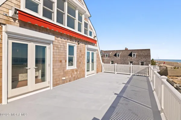 $10,700,000 | 409 East Avenue, Bay Head, NJ 08742