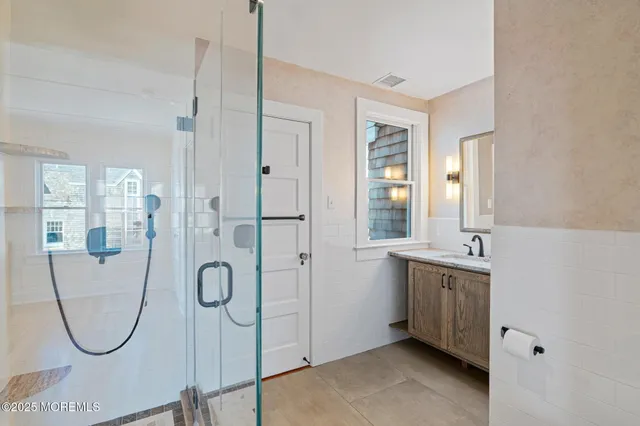 $10,700,000 | 409 East Avenue, Bay Head, NJ 08742