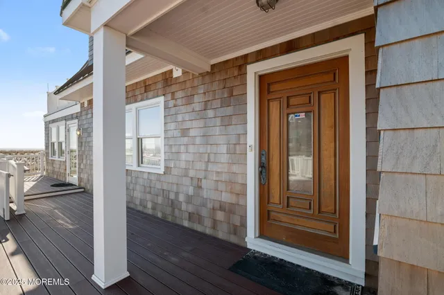 $10,700,000 | 409 East Avenue, Bay Head, NJ 08742