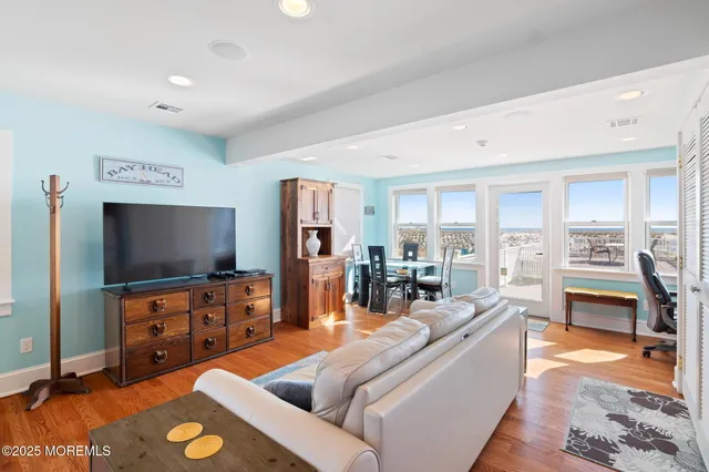 $10,700,000 | 409 East Avenue, Bay Head, NJ 08742