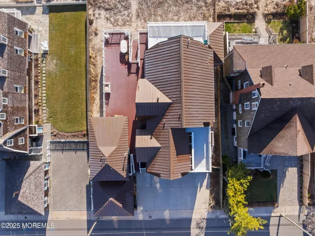 $10,700,000 | 409 East Avenue, Bay Head, NJ 08742